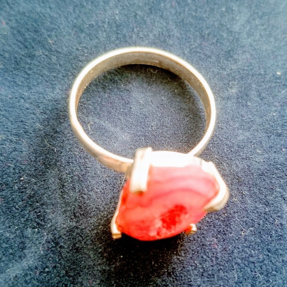 Small simple red ruby agate ring - Picture 4 of 4